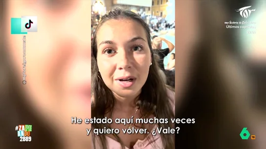 Una joven intenta pedir un deseo en la Fontana di Trevi y termina dándole un 'monedazo' a un hombre La chica ha querido cumplir una de las tradiciones que siguen los turistas que visitan Roma y pedir un deseo lanzando una moneda a la fuente. Pero, su punteria le ha jugado una mala pasada.